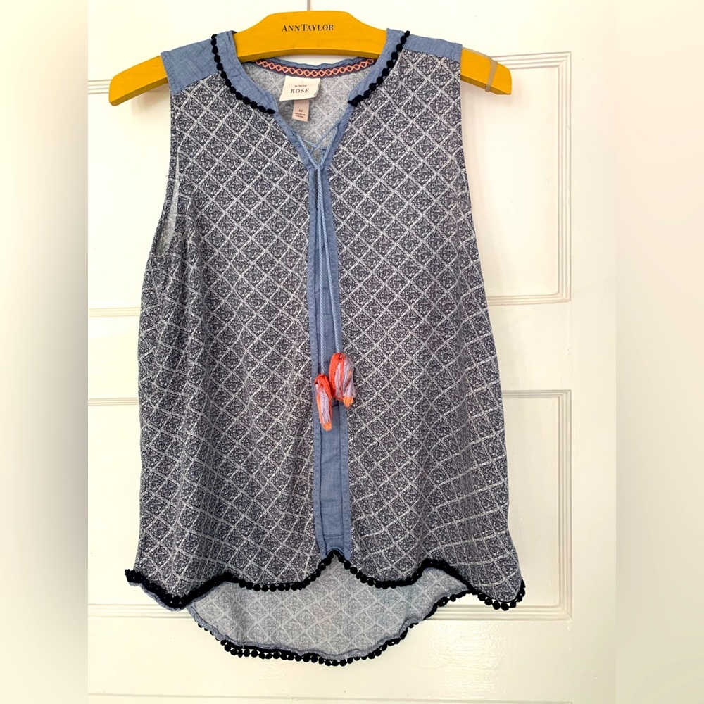 Knox Rose tunic sleeveless tassel shirt, Size M